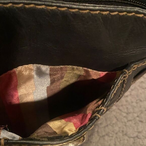 Tignanello Black Crossbody Purse - Picture 5 of 11